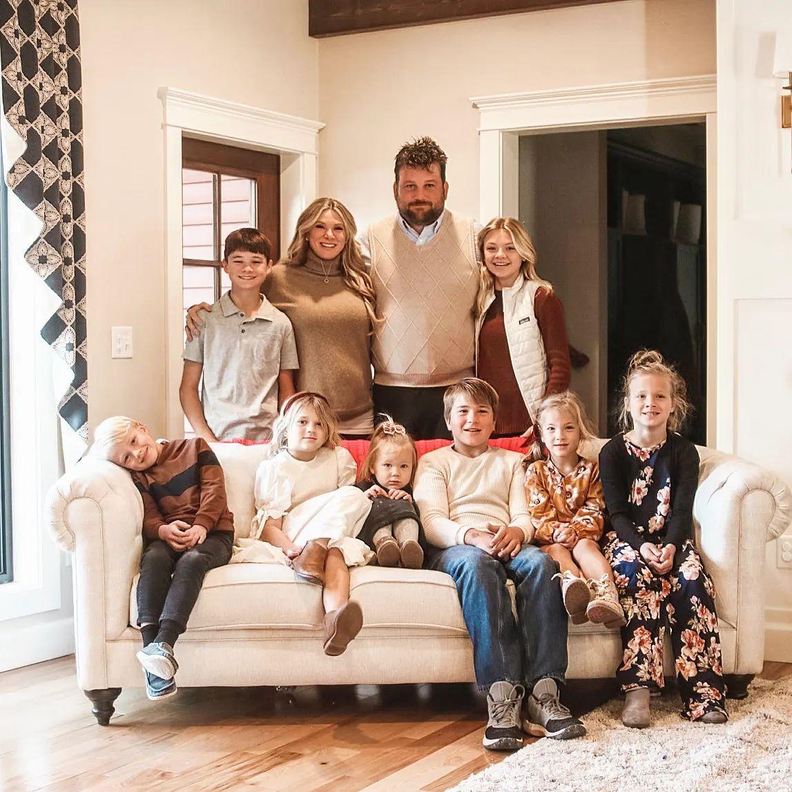 Karla and Lucas Bradley with their children. (Courtesy of <a href="https://www.instagram.com/thebradleybunchadventures/">The Bradley Brunch</a>)