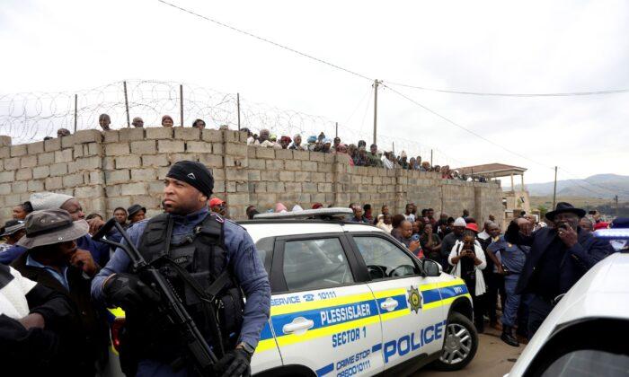 Thousands of South Africans Seeking Refugee Status Abroad, New Report Says