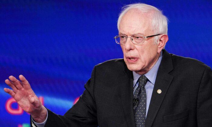 Bernie Sanders Endorses Biden’s 2024 Reelection Bid, Rules Out Own Run