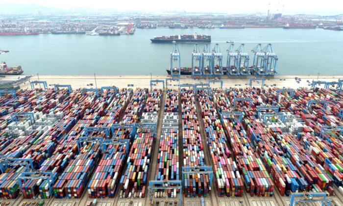China’s Container Production Cuts Amid Shipping Industry Slump
