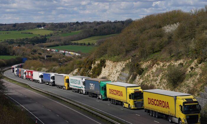 Longer Lorries Given Green Light on British Roads as Government Says Plans Will Cut Emissions