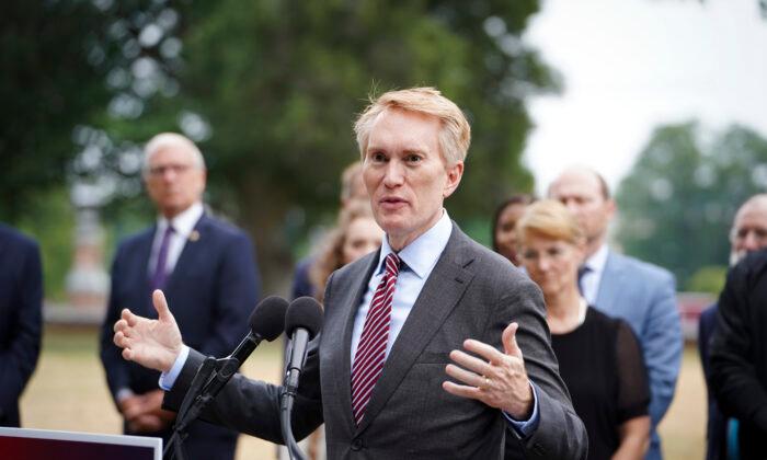Sen. Lankford Wants All US Embassies to Track and Counter China’s Predatory Lending Programs