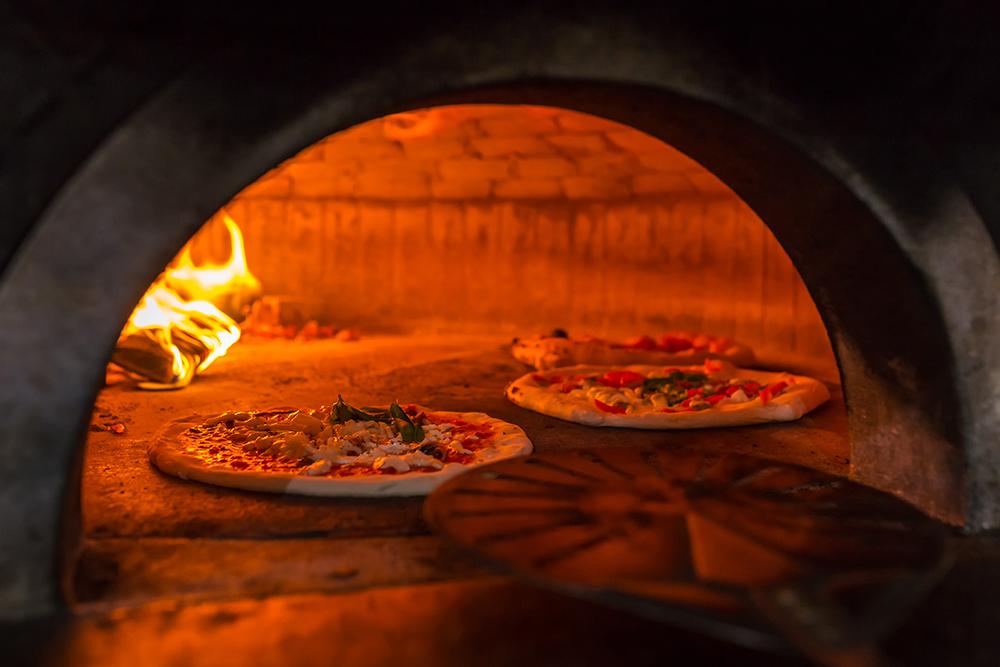Toronto Restaurant Chain Charging 2 Percent ‘Carbon Fee’