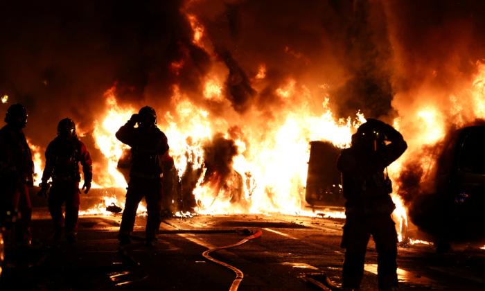 French Riots Spread in 3rd Night of Unrest Over Police Shooting