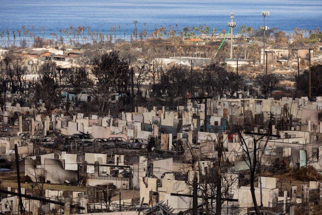 Officials Defend Not Sounding Sirens for Maui Wildfires as Death Toll Climbs to 110