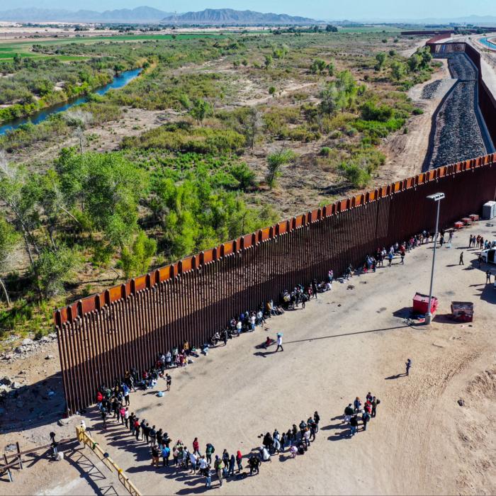 Officials of Tucson, Arizona Discuss Dangers of Border Crossing