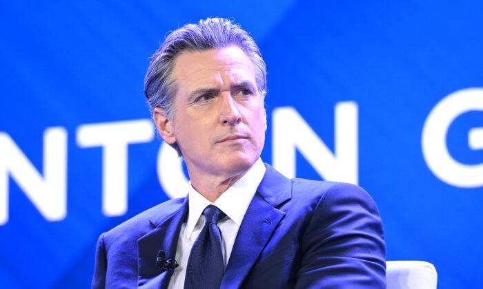 Newsom Accuses ‘Big Oil’ of Making $33 Billion in Profit in 3 Months