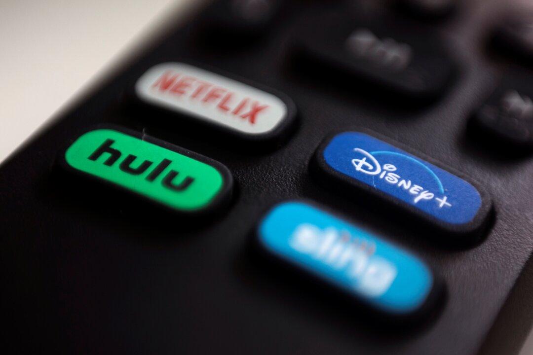 Ottawa Moves Ahead With Digital Services Tax Despite US Opposition