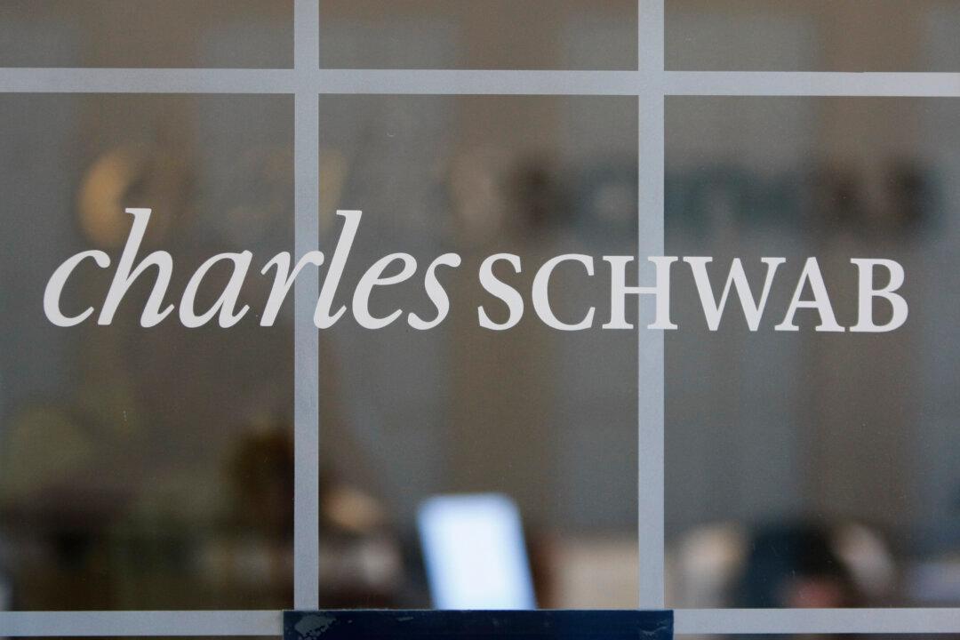 Charles Schwab Lays Off 5 Percent to 6 Percent of Its Workforce, or About 2,000 Employees