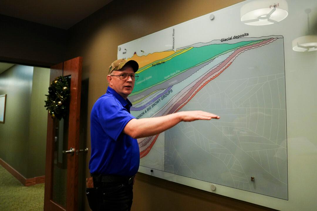 In North Dakota, Homegrown Opportunity Emerges From Post-Boom Oilfields