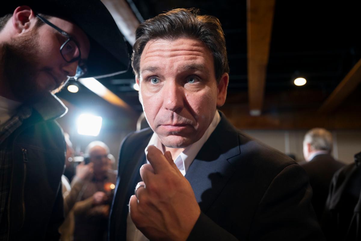 Republican presidential candidate Florida Gov. Ron DeSantis speaks with his supporters at a campaign event in Ames, Iowa, on Jan. 11, 2024. (Madalina Vasiliu/The Epoch Times)