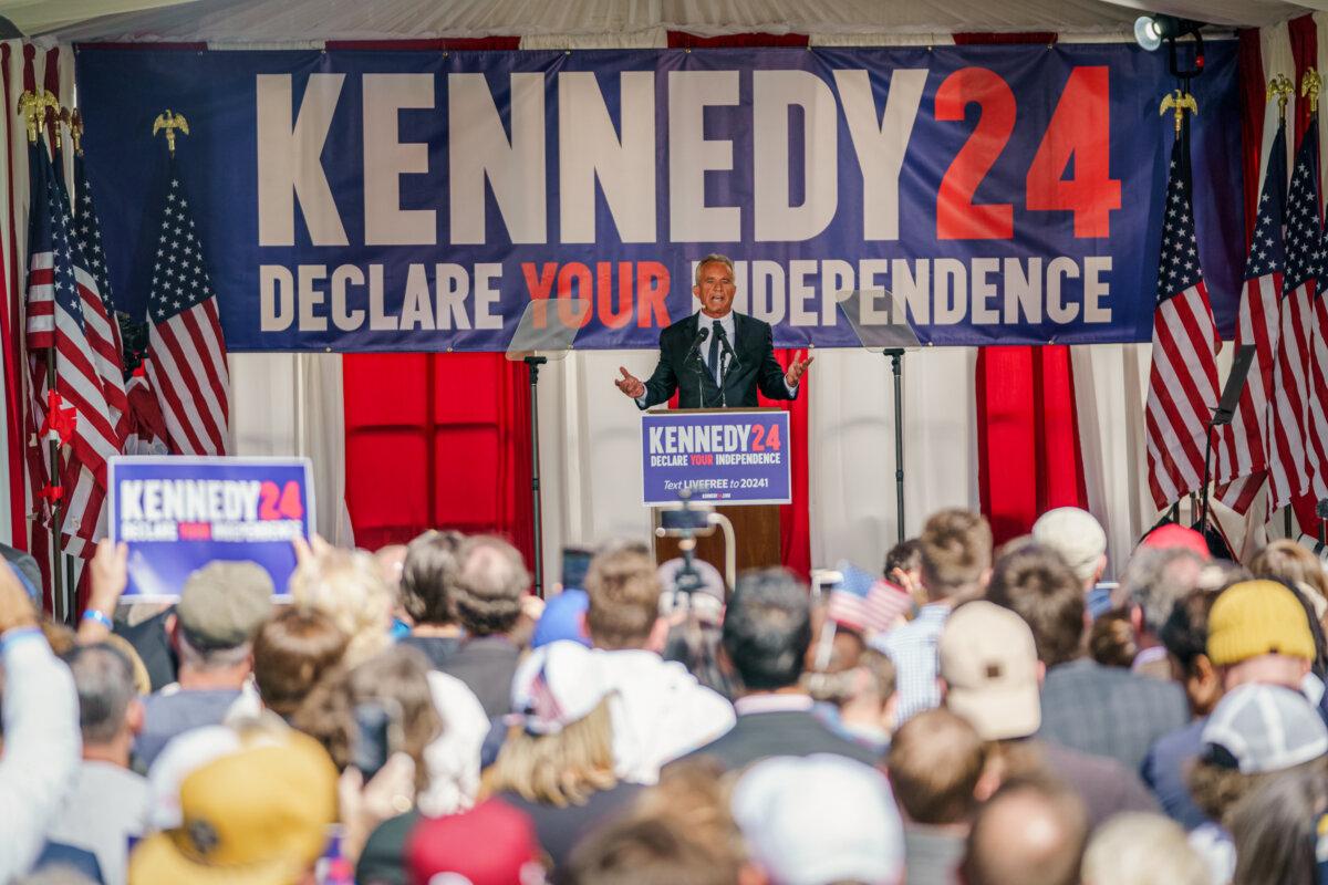 Presidential candidate Robert F. Kennedy Jr. makes a campaign announcement at a press conference in Philadelphia, Pa., on Oct. 9, 2023. (Jessica Kourkounis/Getty Images)