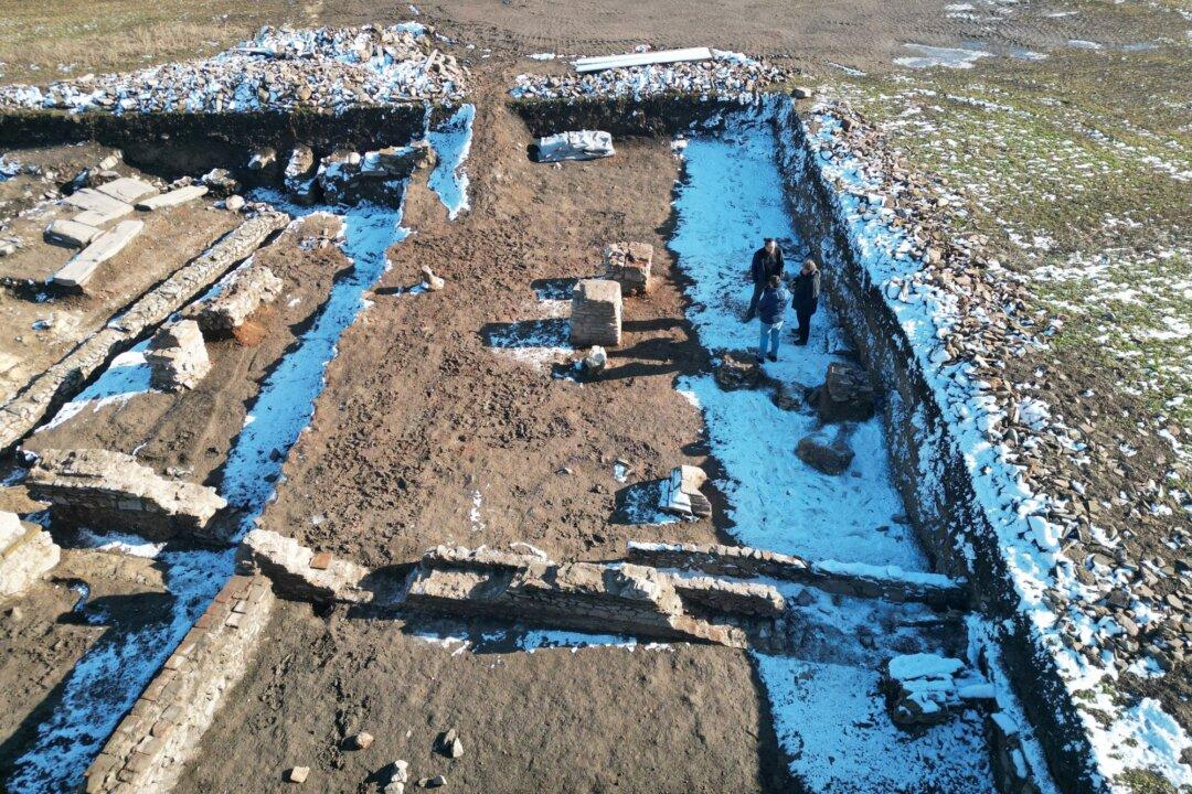 Serbian Archaeologists Unearth Roman Triumphal Arch