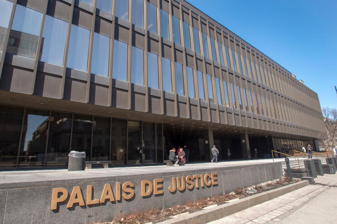 Fake Lawyers Scamming Immigrants, Bar of Montreal Warns