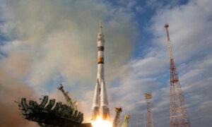 Russia Sends 3 Astronauts, Including an American, to International Space Station
