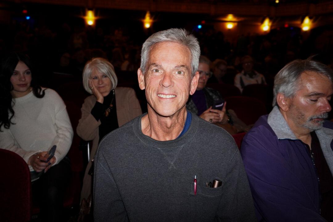 Real Estate Investor Keeps Coming Back to See Shen Yun