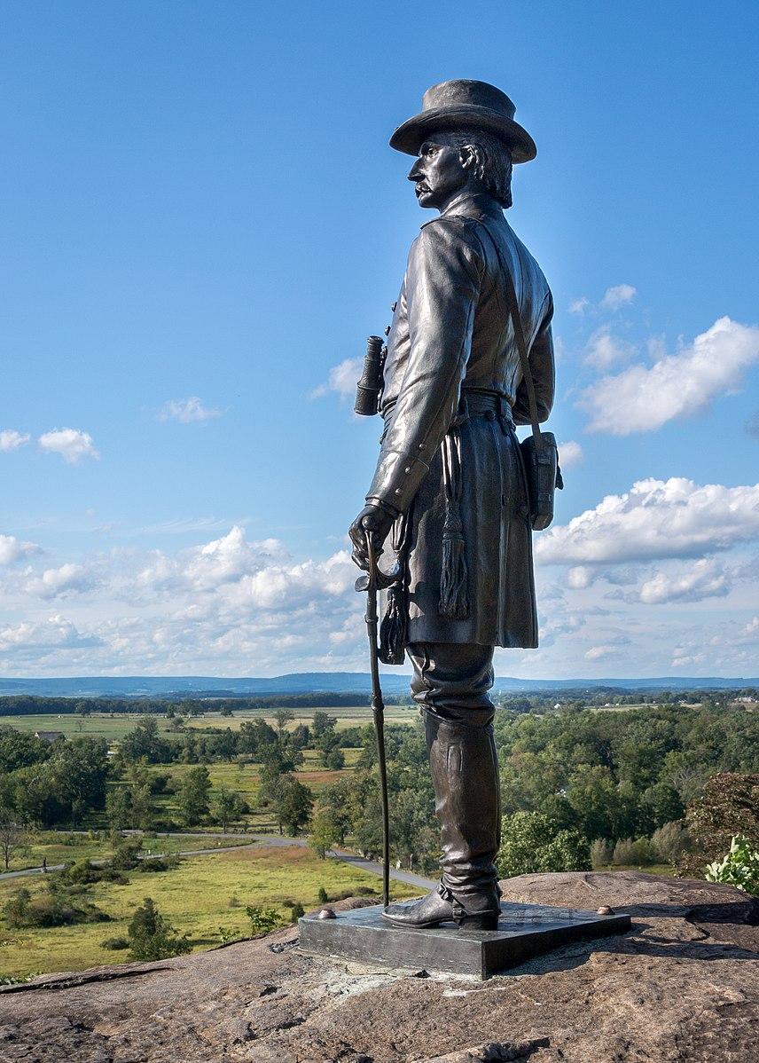 This monument on Little Round Top to Gouverneur Kemble Warren stands as a reminder of his excellence at strategy and courage as a Union military general. Gettysburg National Military Park, Pennsylvania. (<a href="https://commons.wikimedia.org/w/index.php?title=User:Keenie28&action=edit&redlink=1">Keenie28</a>/<a href="https://creativecommons.org/licenses/by-sa/4.0/deed.en">CC BY-SA 4.0</a>)