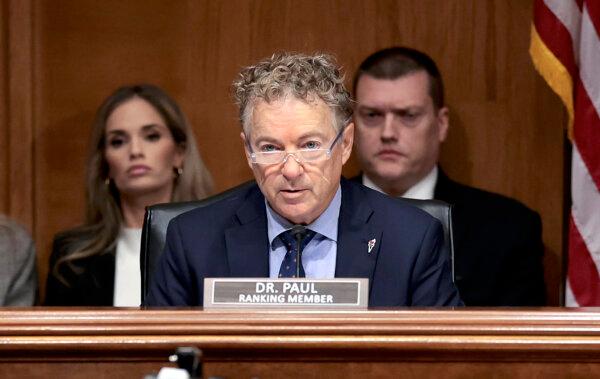 Speaker ‘Lost All His Principles’ on FISA Warrant Requirement: Sen. Rand Paul