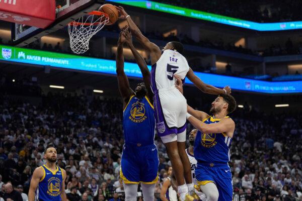 Kings Get Past Warriors to Earn Play-In Date at New Orleans