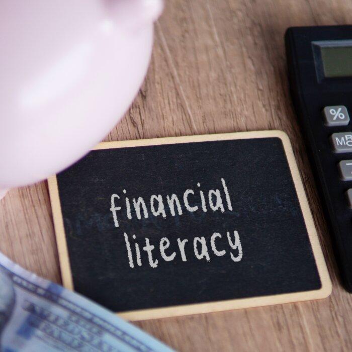 How Does the Digital Era Impact Financial Literacy?