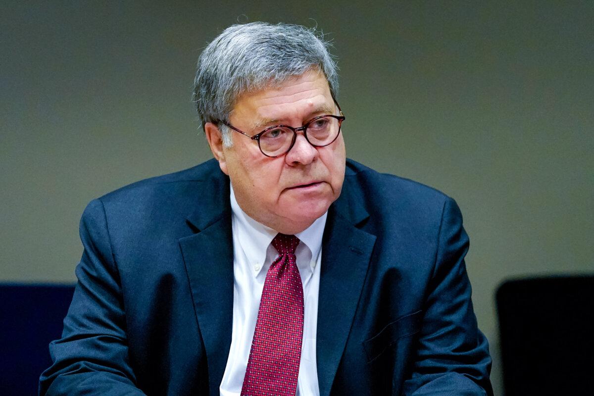Then-U.S. Attorney General William Barr in St Louis, Mo., on Oct. 15, 2020. (Jeff Roberson/Pool/Getty Images)