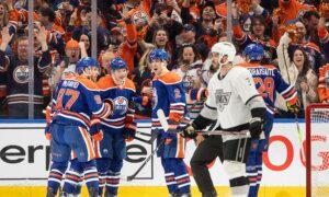 Hyman Gets 1st Playoff Hat Trick, McDavid Has 5 Assists as Oilers Beat Kings 7–4 in Game 1