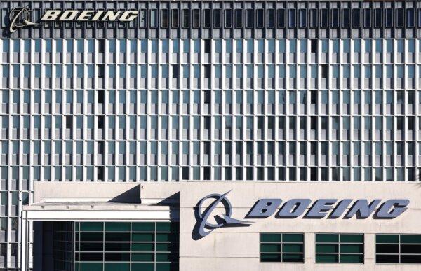 Boeing Loses $355 Million in First Quarter Amid Mechanical Problems