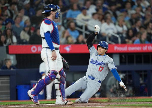 Shohei Ohtani Responds to Toronto Boos by Hitting 7th Homer as the Dodgers Beat the Blue Jays 12–2