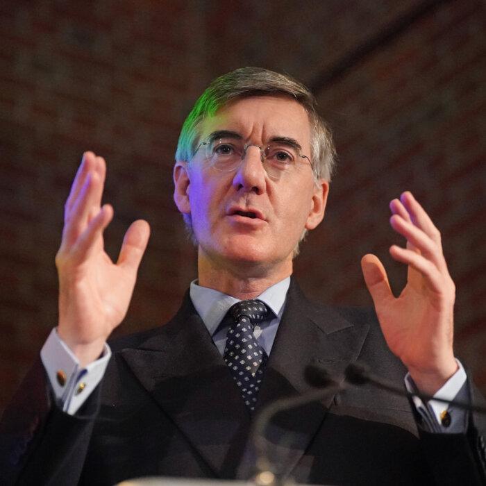 Communist Pro-Gaza Students Chase Jacob Rees-Mogg After Speech at Cardiff University