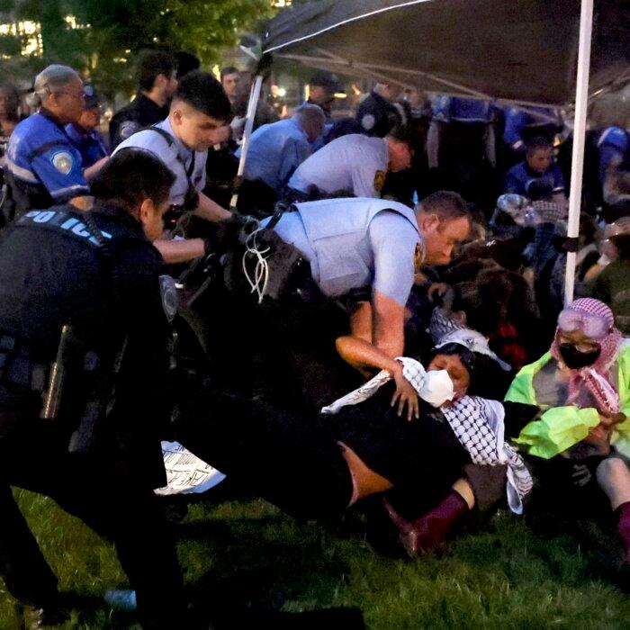 Police Clear Encampments and Make Arrests of Pro-Palestinian Protesters on Campuses