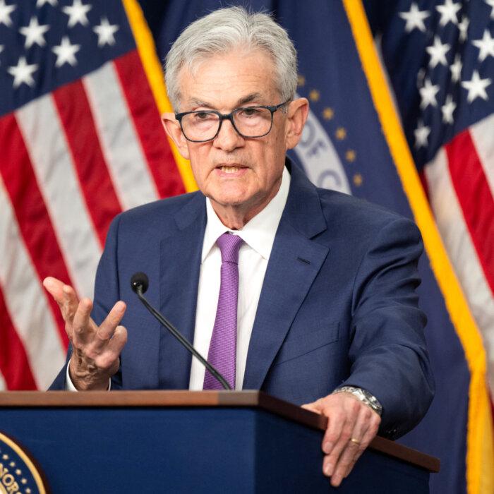 Federal Reserve Leaves Interest Rates Unchanged as ‘Inflation Risks’ Persist