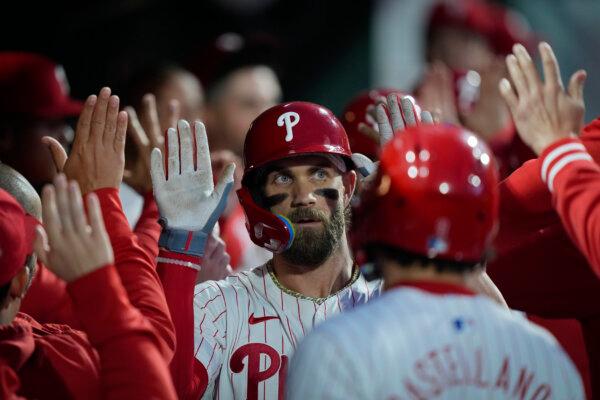 Giants’ Struggles Continue as Red-Hot Phillies Keep Rolling