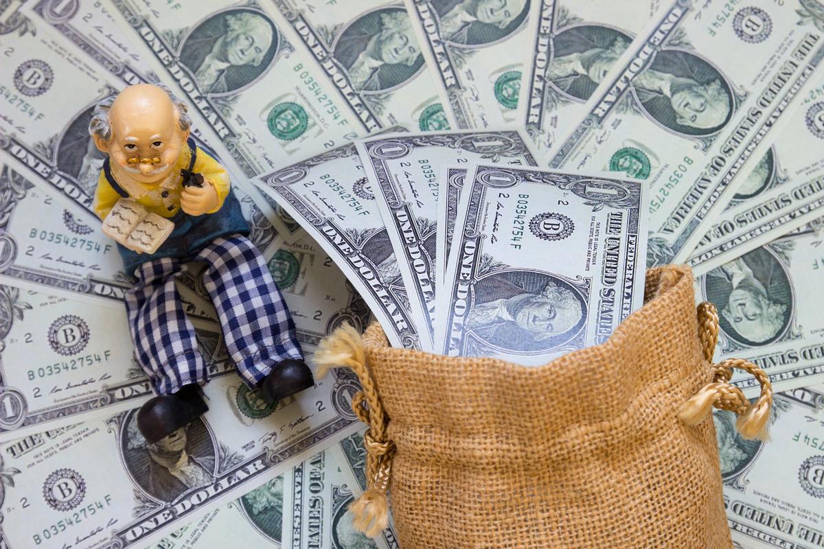 How to Use Money Market Funds in Your Portfolio