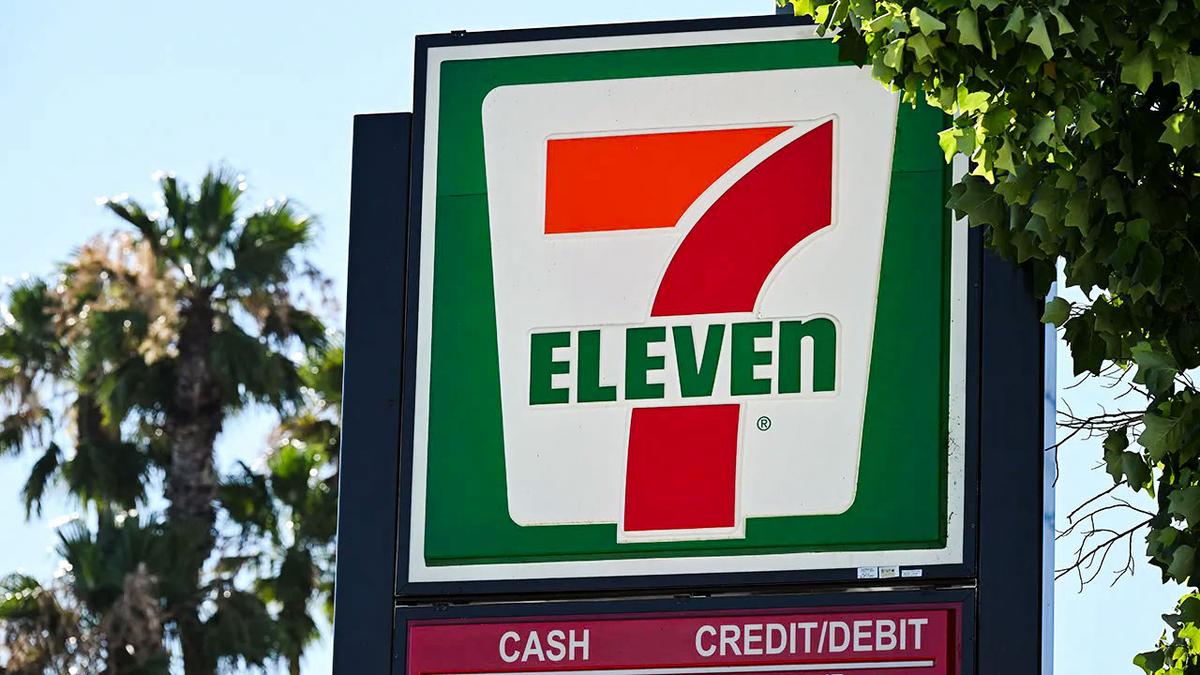 7-Eleven Plans to Close 645 Locations in North America