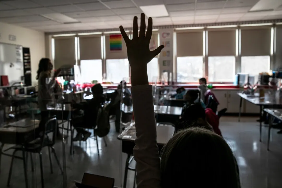 National Teacher Union Training Members to Promote LGBT Ideology, Parents Group Says