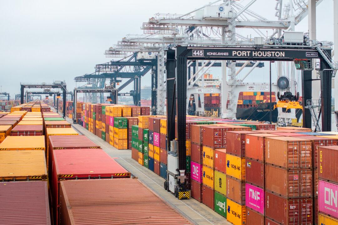 US Tariffs on Steel, Aluminum Take Effect