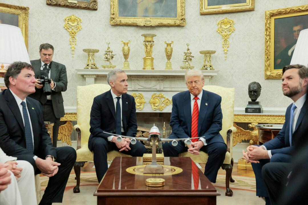 Trump Hosts New Canadian Prime Minister Carney Amid Trade Tensions