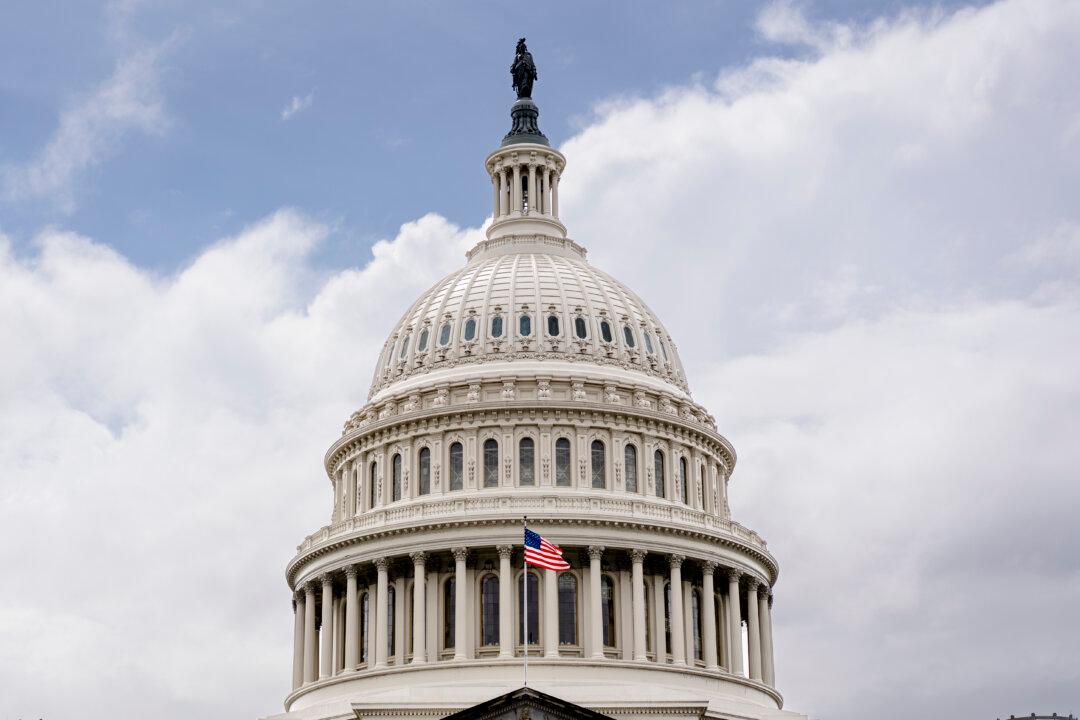 Crypto Bill Stalls in Senate as Democrats Withdraw Support