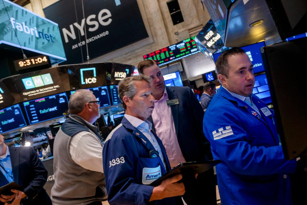 Market Review: Stocks Roar Back in 5-Day Winning Streak