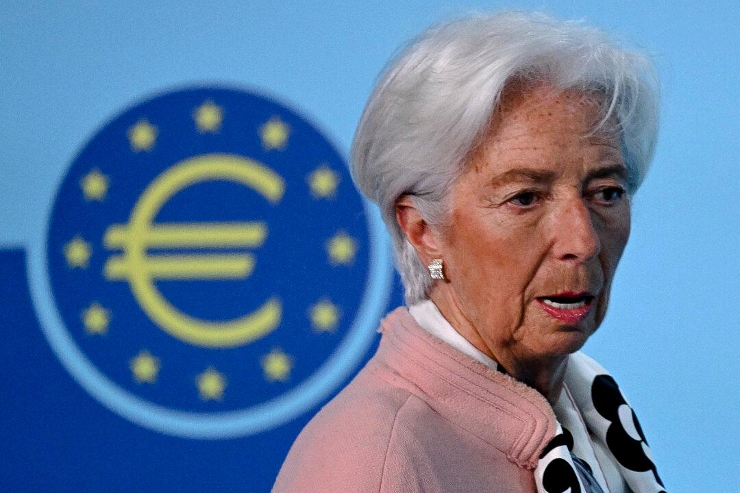 Euro Poised to Challenge Dollar’s Global Dominance: ECB’s Lagarde
