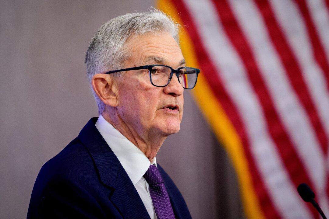 Fed’s Powell Says Interest Rate Decisions Will Be ‘Non-Political’ in Meeting With Trump