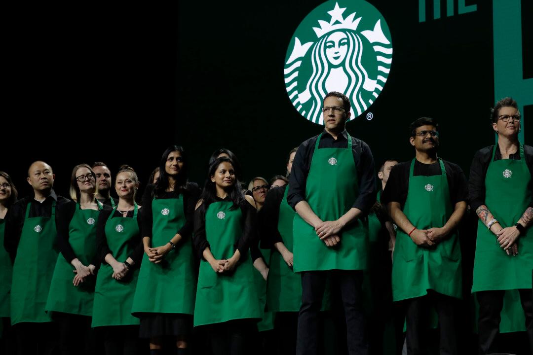 More Than 2,000 Starbucks Baristas Go On Strike to Protest New Dress Code