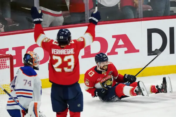 Senators Urge Carney to Ban Sports Betting Ads