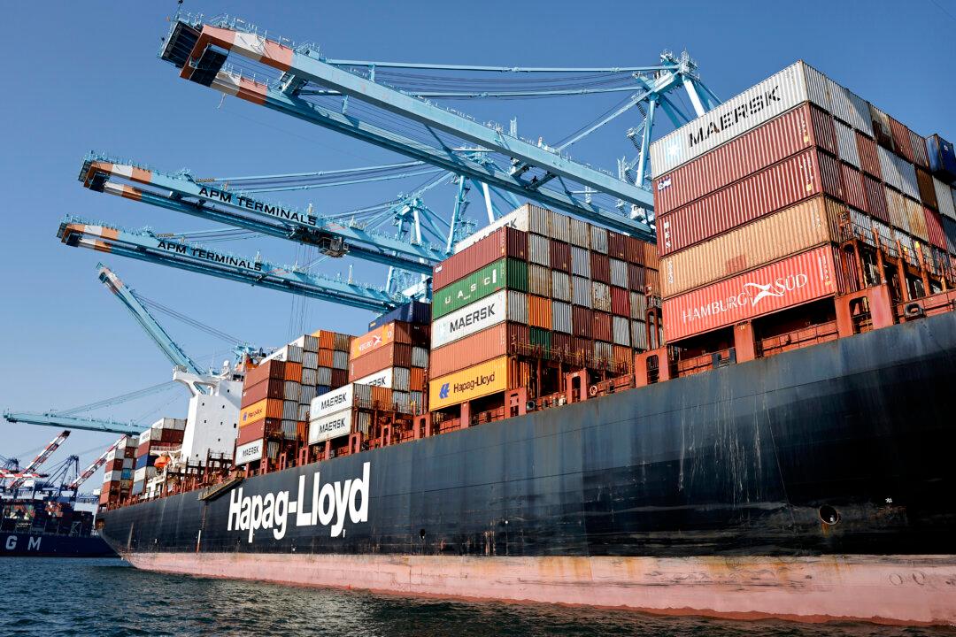 Beijing Quietly Bends to US Demands—or at Least Seems to Do So