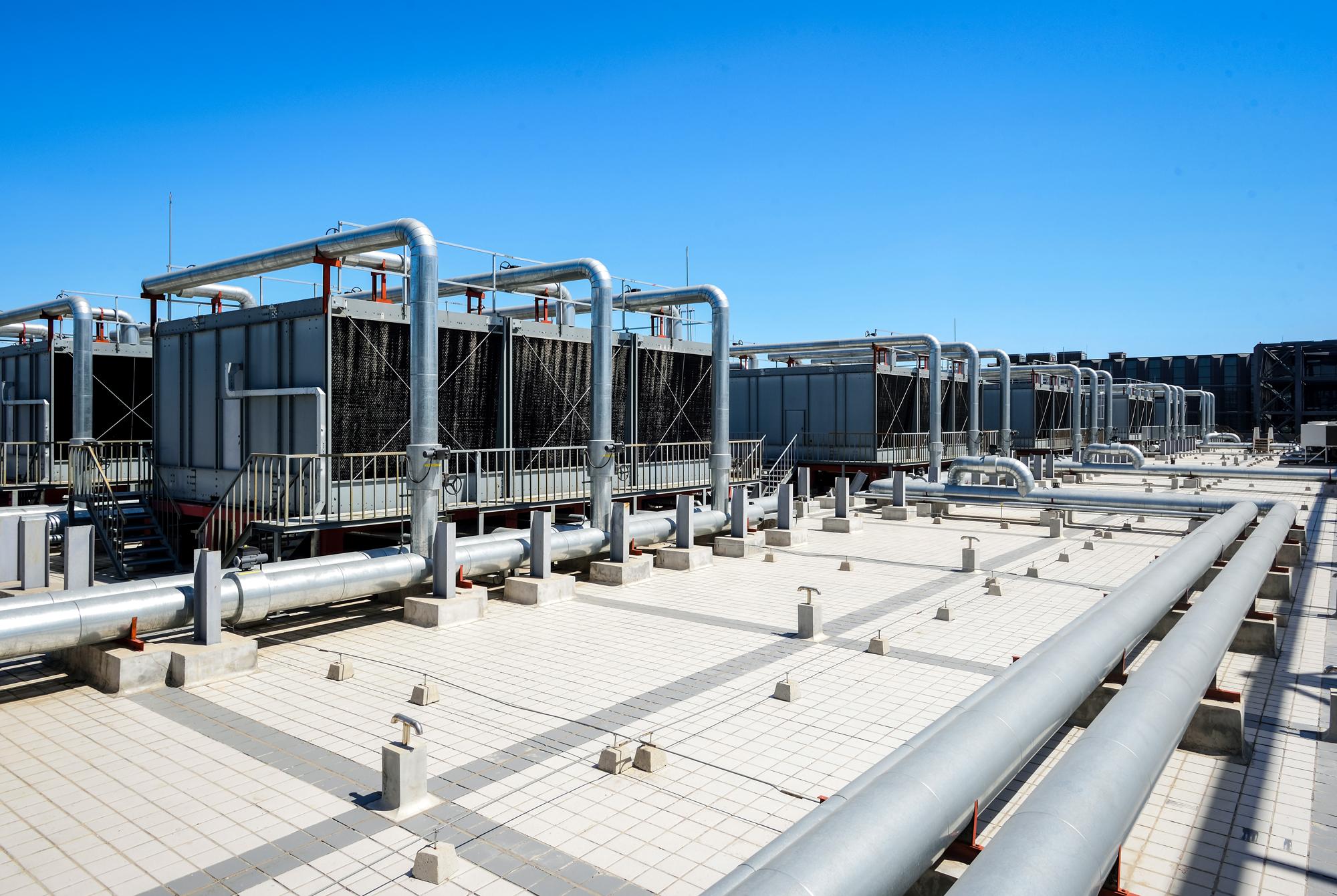 Is There Enough Water to Quench the Thirst of AI Super Data Centers?