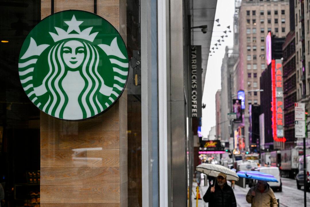 Starbucks CEO Says Price Increases Will Be Last Resort Amid Plan to Revitalize Chain