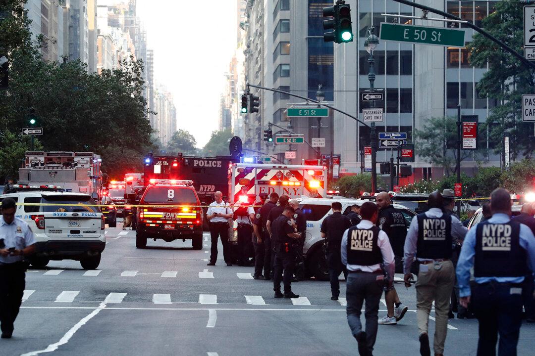 New York City Shooter Left Note Blaming NFL for Brain Injury, NYC Mayor Says