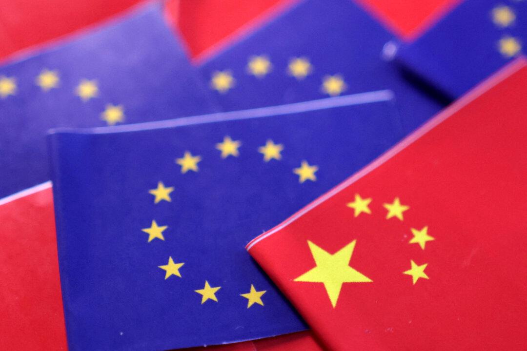 EU Imposes New Steel Limits and €3 Parcel Fees Amid China Trade Tensions