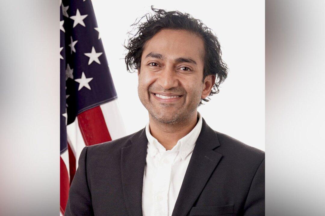 Prasad Rejoins FDA as Top Vaccine Official After Short Resignation