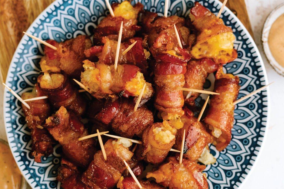 Bacon-Wrapped Tater Tots With Dipping Sauce